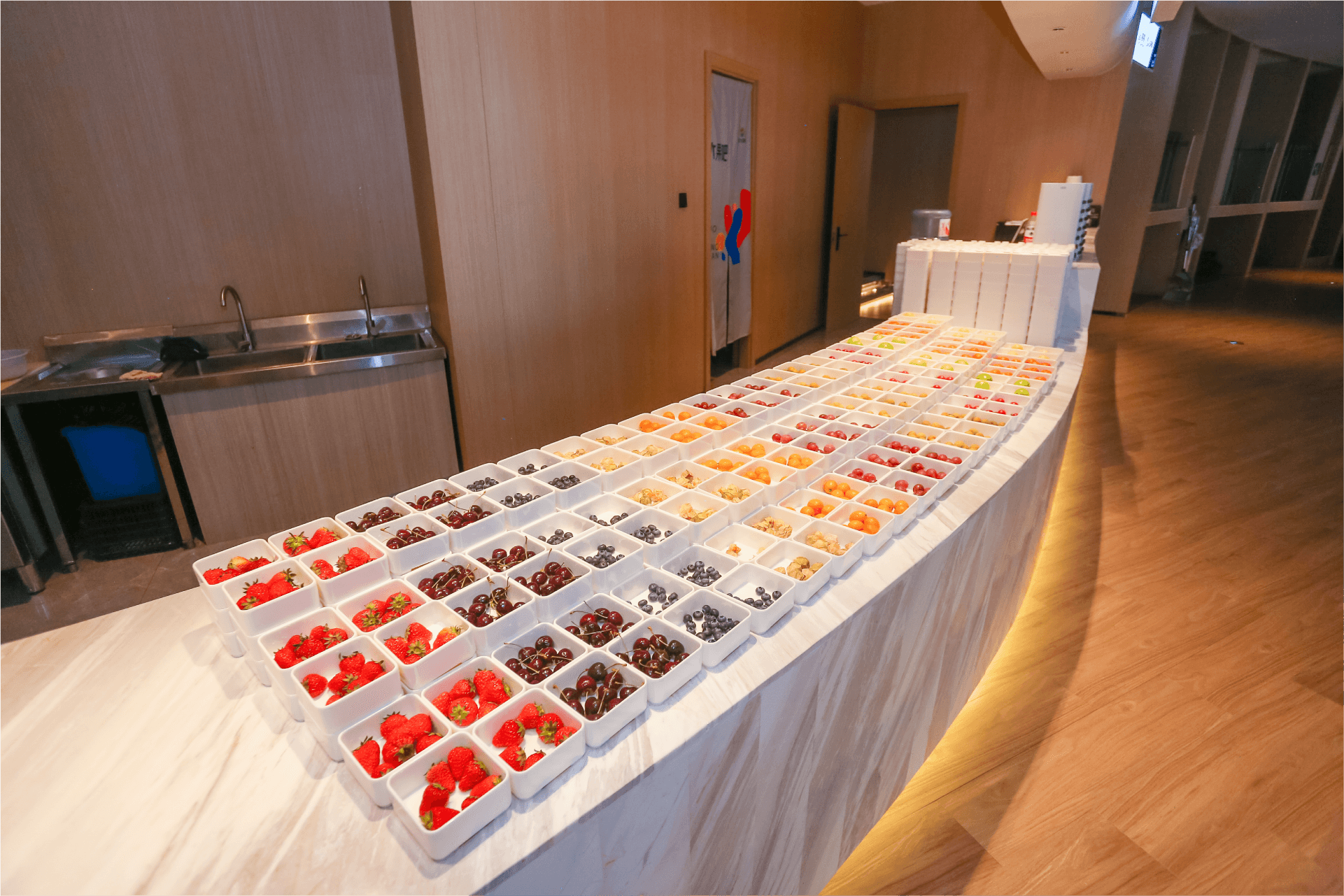 杭州活力湯泉-超大空間-洗浴-汗蒸-養(yǎng)生SPA- 窯洞-電影房-多功能休息廳-棋牌室-spa按摩-碩谷設計-上海vi設計-品牌策劃-上海logo設計.png